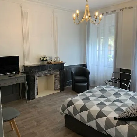 D'hotes De L'eglise 3*