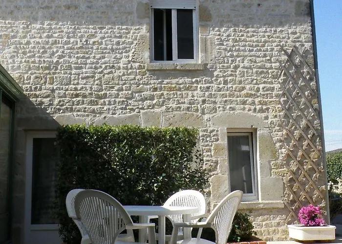 D'hôtes De L'eglise 3*