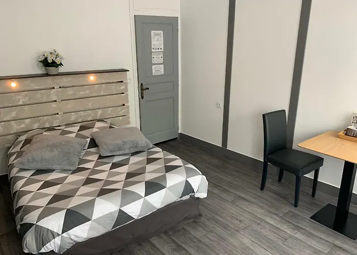 D'hotes De L'eglise Panzió 3*