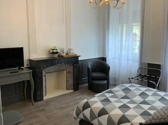 D'hôtes De L'eglise 3*